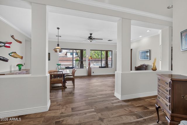 5452 W WEST WIND Drive, Glendale, AZ 85310