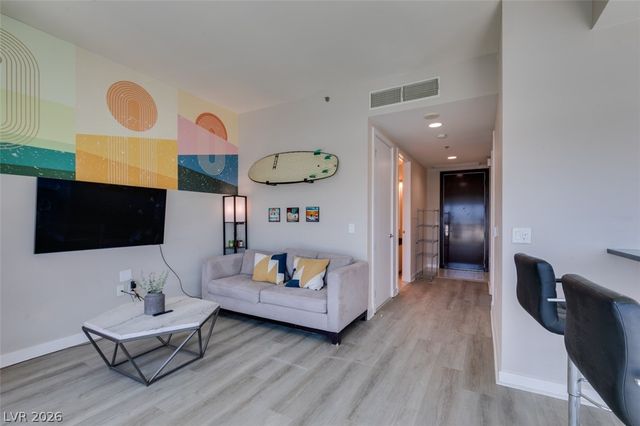 4525 Dean Martin Drive 810, Las Vegas, NV 89103