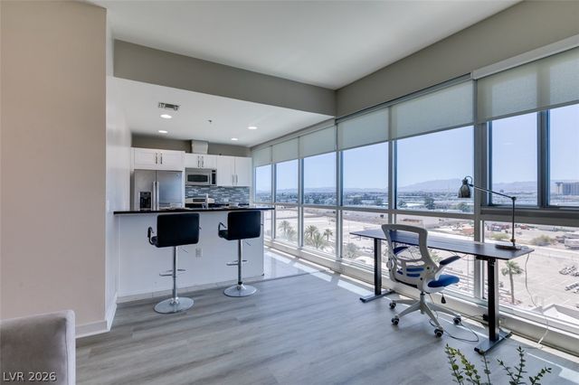 4525 Dean Martin Drive 810, Las Vegas, NV 89103