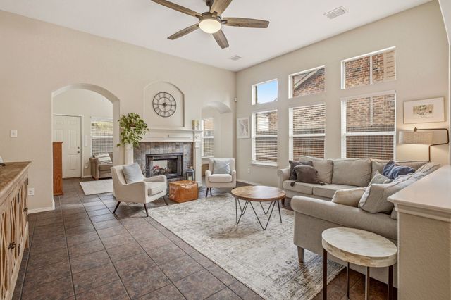 4845 Cliburn Drive, Fort Worth, TX 76244