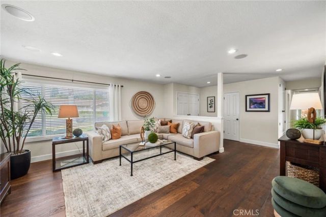 11572 Suburnas Way, North Tustin, CA 92705