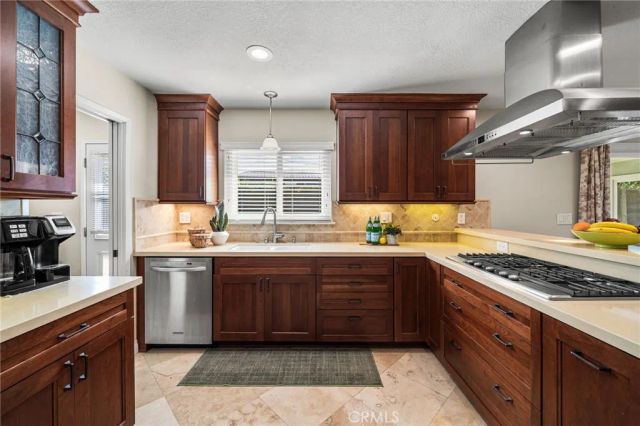 11572 Suburnas Way, North Tustin, CA 92705