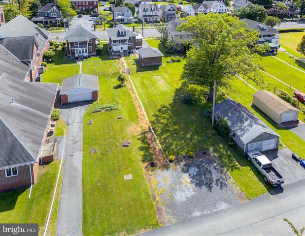 313 W PENN AVENUE, Robesonia, PA 19551
