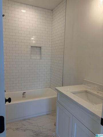 2081 HIGHLAND GATE WAY, Hoover, AL 35244