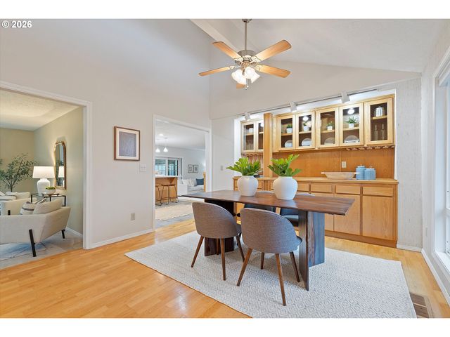 3161 Nw ASHLAND Dr, Beaverton, OR 97006