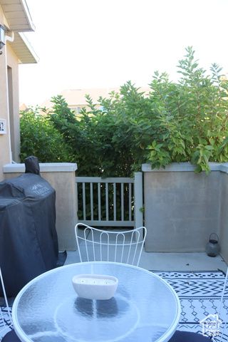 6842 BIGELOW DR, Stansbury Park, UT 84074