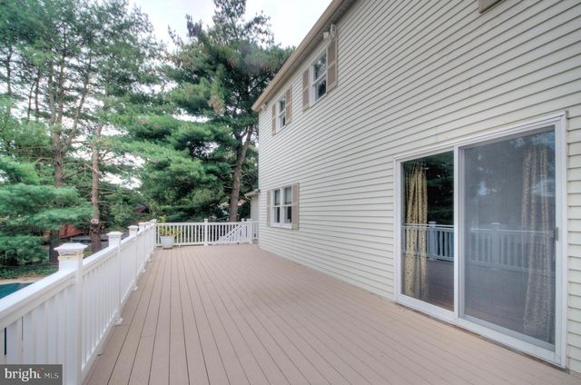 40 CRESTWOOD AVE, Blackwood, NJ 08012