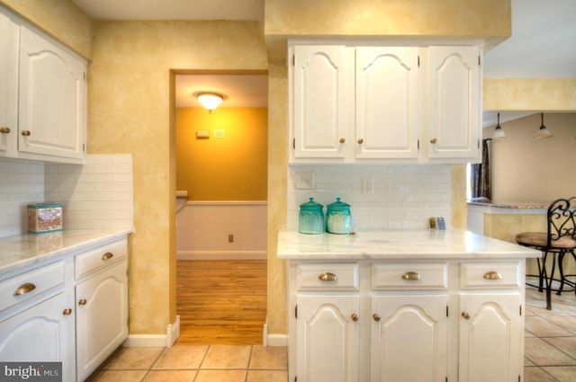 40 CRESTWOOD AVE, Blackwood, NJ 08012
