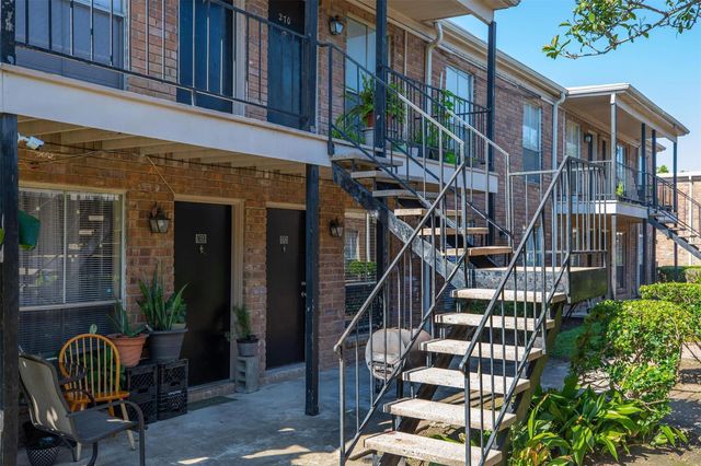 5900 N Braeswood Blvd 254, Houston, TX 77074