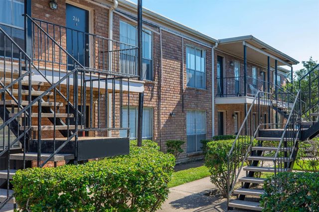 5900 N Braeswood Blvd 254, Houston, TX 77074