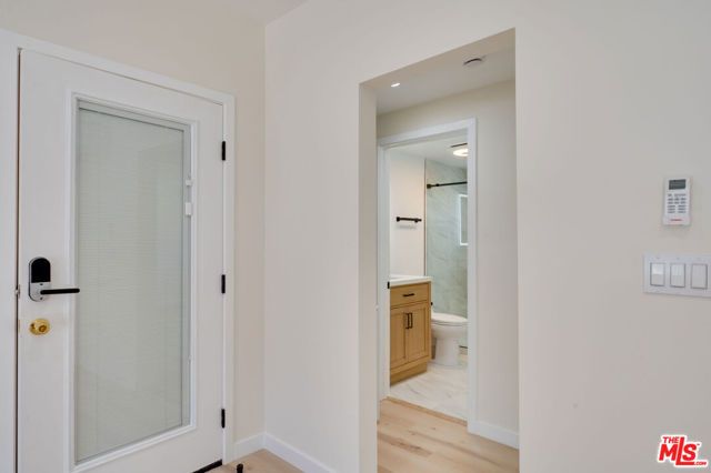 928 N San Vicente Boulevard 209, West Hollywood, CA 90069