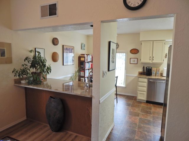 1605 Propps Street NE, Albuquerque, NM 87112