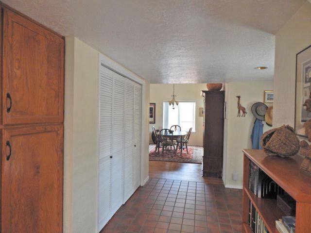 1605 Propps Street NE, Albuquerque, NM 87112