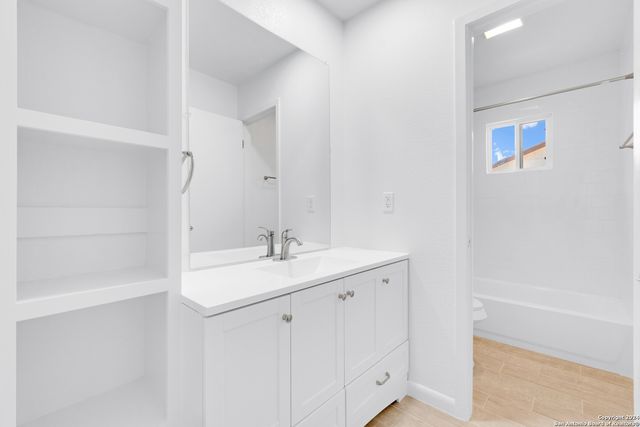 13734 Evanswood, San Antonio, TX 78233