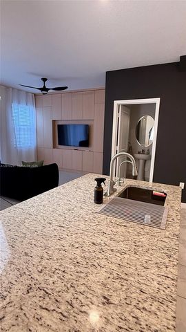 20761 NE 2nd Ct, Miami, FL 33179