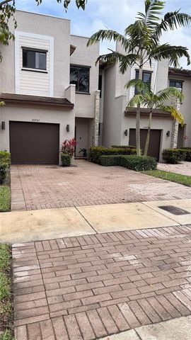 20761 NE 2nd Ct, Miami, FL 33179