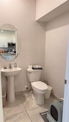 20761 NE 2nd Ct, Miami, FL 33179