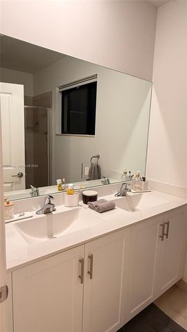 20761 NE 2nd Ct, Miami, FL 33179