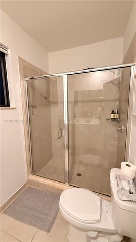 20761 NE 2nd Ct, Miami, FL 33179