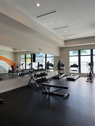 20761 NE 2nd Ct, Miami, FL 33179