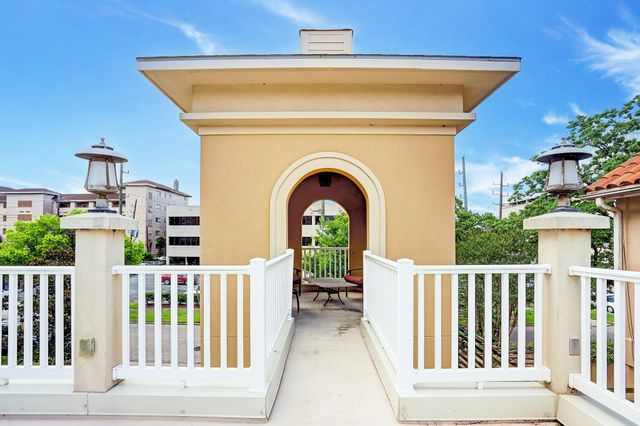 2203 Dorrington Street 306, Houston, TX 77030