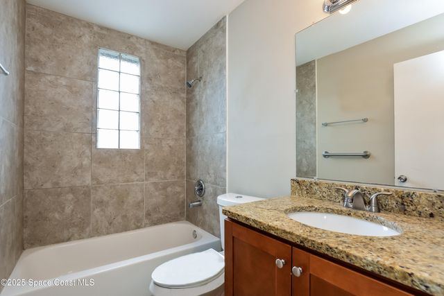 2097 Fallon Boulevard NE, Palm Bay, FL 32907