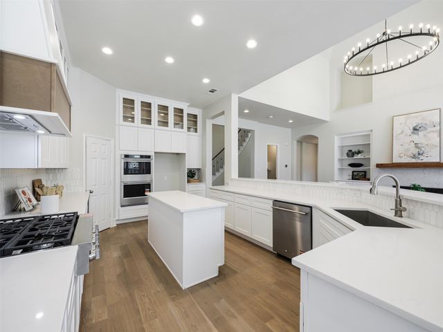 7798 Meadow Hill Drive, Frisco, TX 75033