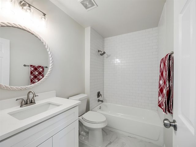 7798 Meadow Hill Drive, Frisco, TX 75033