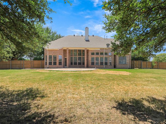7798 Meadow Hill Drive, Frisco, TX 75033
