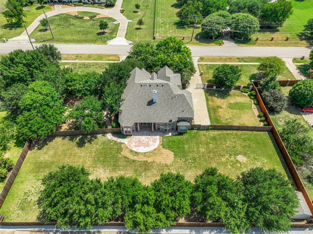 7798 Meadow Hill Drive, Frisco, TX 75033