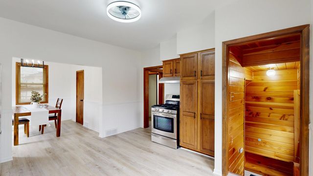 1908 Prairie Street, Essexville, MI 48732