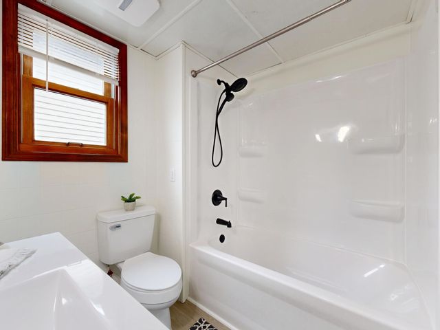 1908 Prairie Street, Essexville, MI 48732