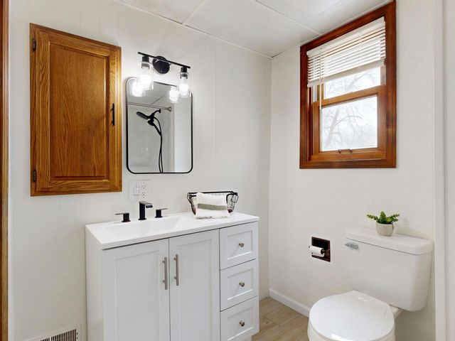 1908 Prairie Street, Essexville, MI 48732