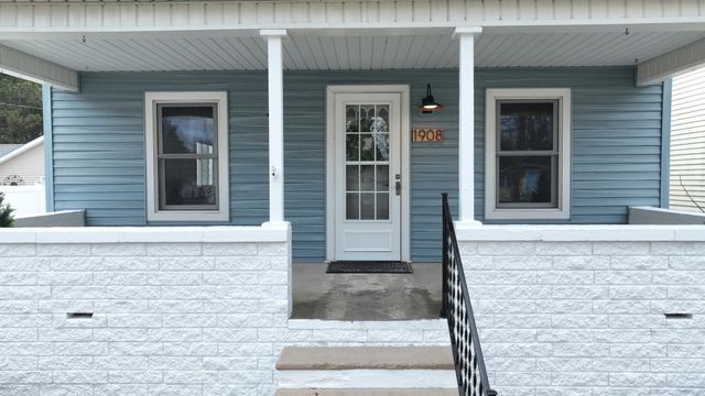 1908 Prairie Street, Essexville, MI 48732