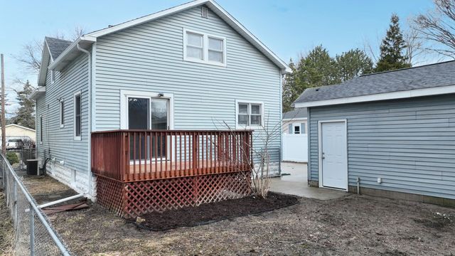 1908 Prairie Street, Essexville, MI 48732