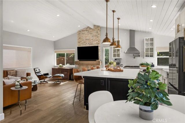 10 Petersburg, Irvine, CA 92620