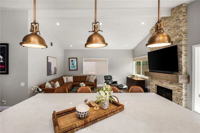 10 Petersburg, Irvine, CA 92620