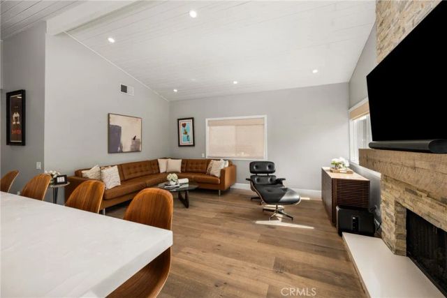 10 Petersburg, Irvine, CA 92620