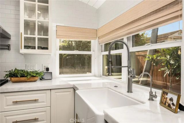 10 Petersburg, Irvine, CA 92620