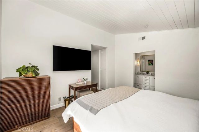 10 Petersburg, Irvine, CA 92620