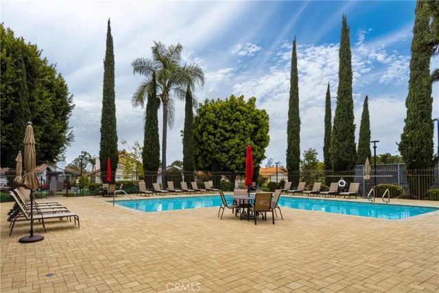 10 Petersburg, Irvine, CA 92620