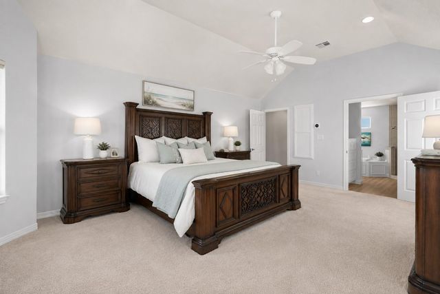 314 Windward Way, Tiki Island, TX 77554