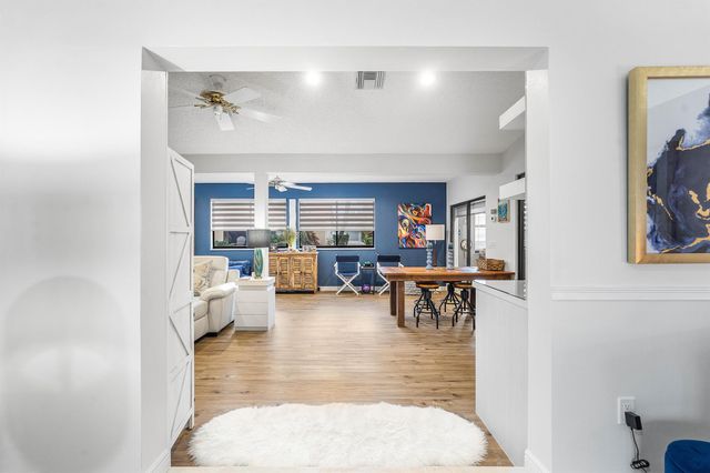 1370 NW 28th Avenue, Delray Beach, FL 33445