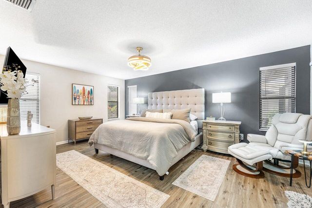 1370 NW 28th Avenue, Delray Beach, FL 33445