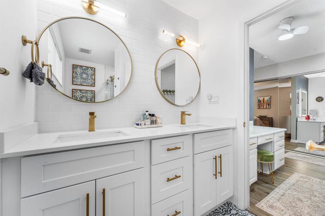 1370 NW 28th Avenue, Delray Beach, FL 33445