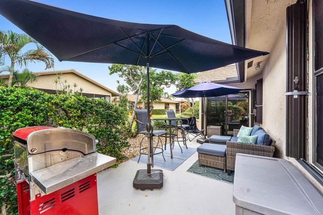 1370 NW 28th Avenue, Delray Beach, FL 33445