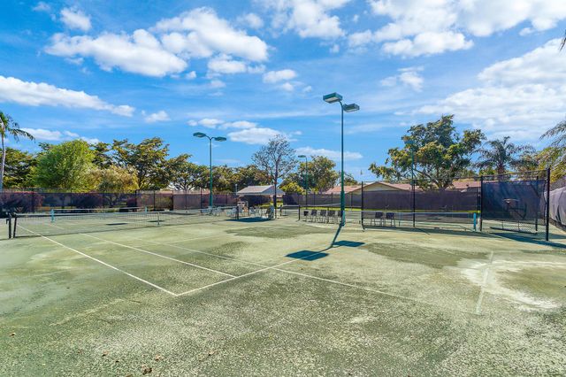 1370 NW 28th Avenue, Delray Beach, FL 33445