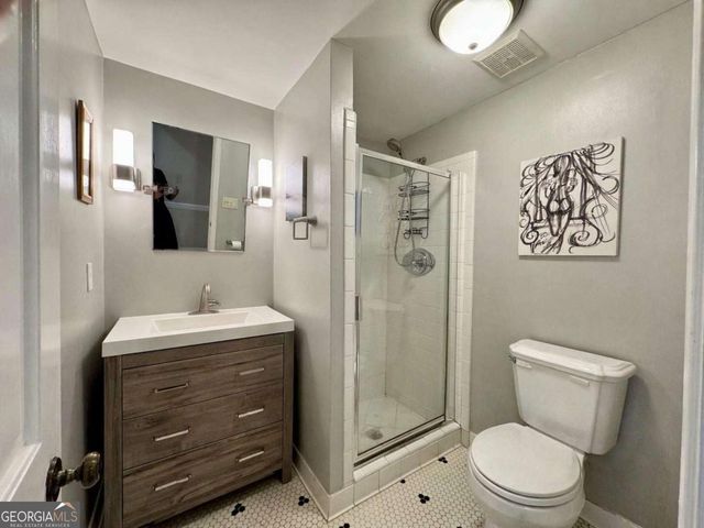 37 Willow Glen NE, Atlanta, GA 30342