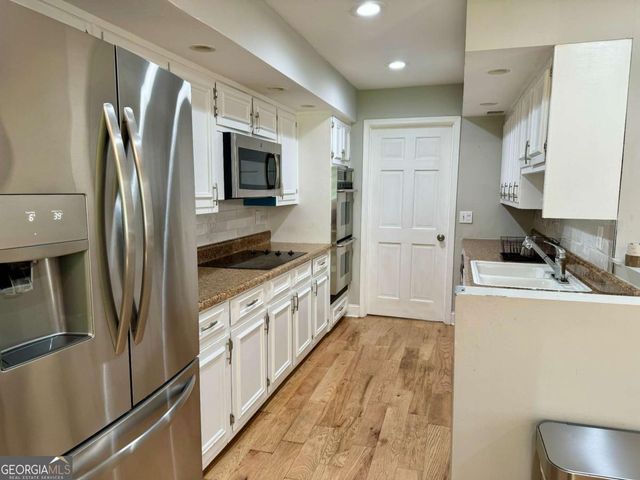 37 Willow Glen NE, Atlanta, GA 30342