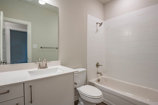 617 Wheatfield Drive, Venus, TX 76084